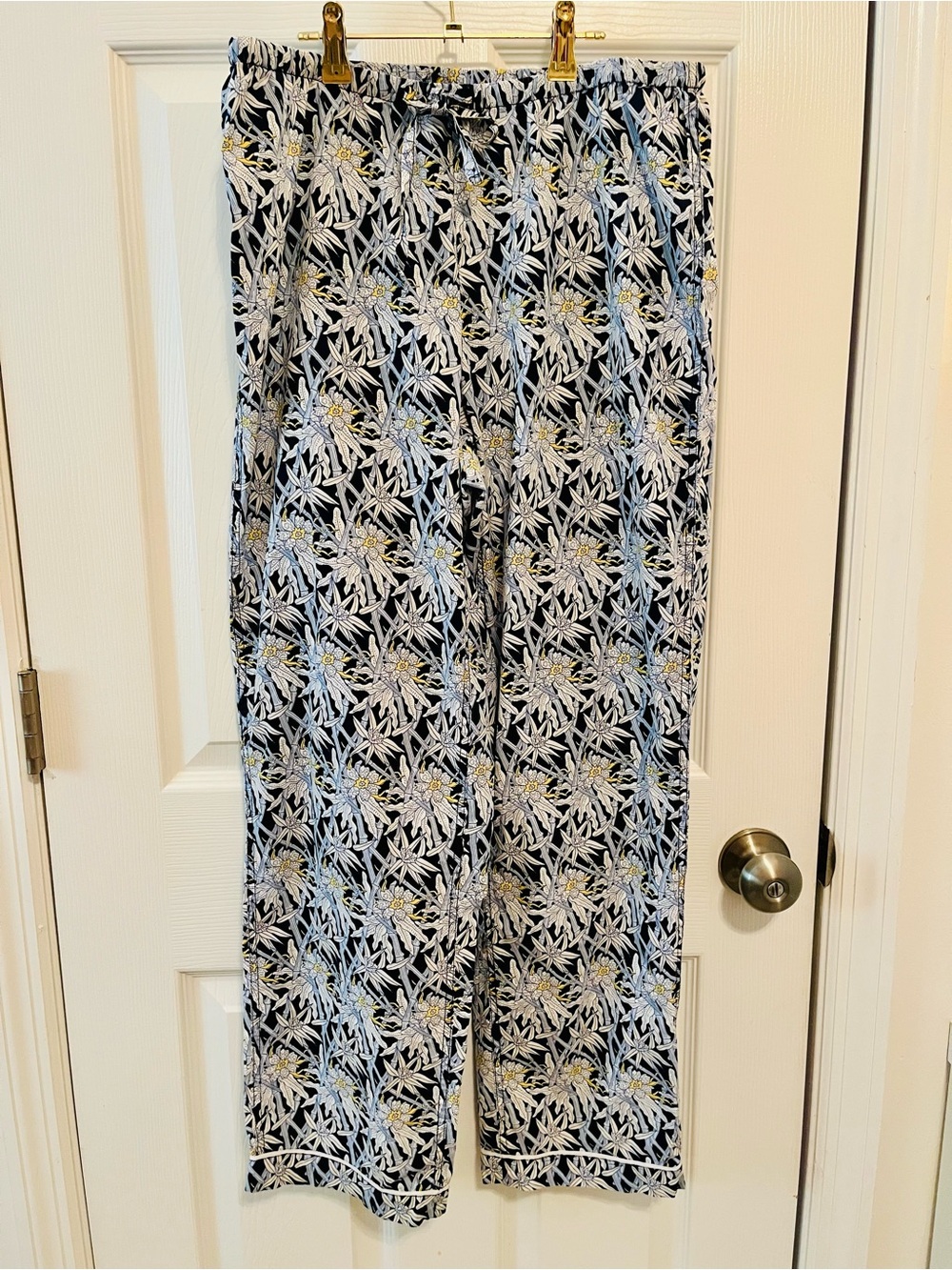 Brooks Brothers Floral Botanical Pajama Set Navy Blue Yellow M - Picture 8 of 16